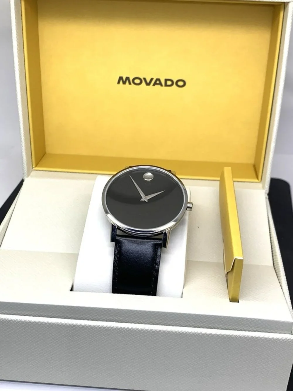 Movado Men's Watch 0607269 Swiss Quartz Silver Museum Black Dial Leather Strap